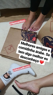Nyvi Estephan feet photo thumbnail