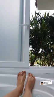 Nyvi Estephan feet photo thumbnail