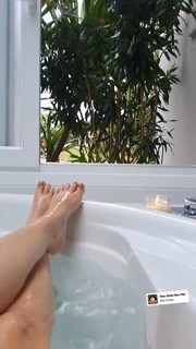 Nyvi Estephan feet photo thumbnail
