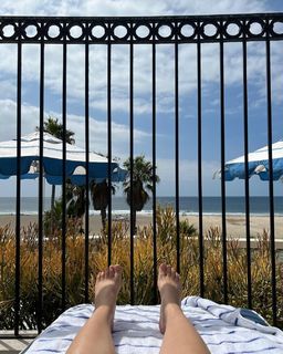 Nyvi Estephan feet photo thumbnail