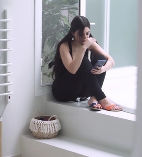 Nyvi Estephan feet photo thumbnail