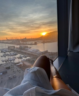 Nyvi Estephan feet photo thumbnail