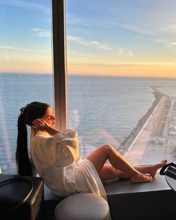 Nyvi Estephan feet photo thumbnail