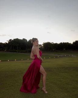 Oana Gregory feet photo 10