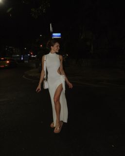 Oana Gregory feet photo 8