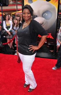 Octavia Spencer feet photo 3