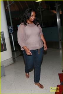 Octavia Spencer feet photo 15