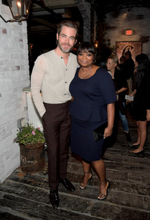 Octavia Spencer feet photo 8