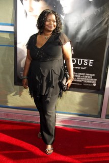 Octavia Spencer feet photo 7