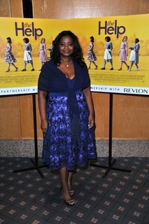 Octavia Spencer feet photo 5