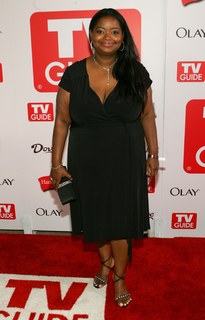 Octavia Spencer feet photo 9