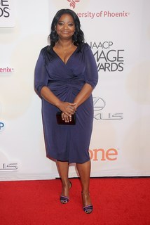 Octavia Spencer feet photo 2
