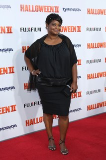 Octavia Spencer feet photo 1