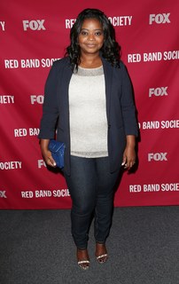 Octavia Spencer feet photo 7