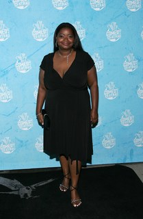 Octavia Spencer feet photo 4