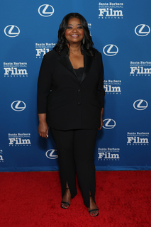 Octavia Spencer feet photo 1
