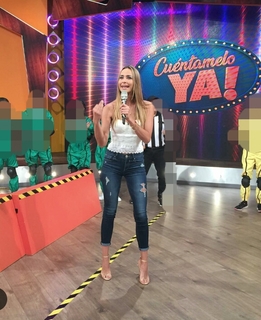 Odalys Ramírez feet photo thumbnail