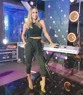 Odalys Ramírez feet photo thumbnail