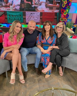 Odalys Ramírez feet photo thumbnail