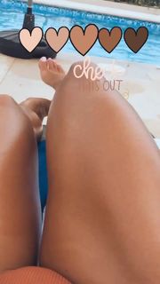 Odalys Ramírez feet photo thumbnail