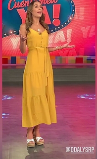 Odalys Ramírez feet photo thumbnail