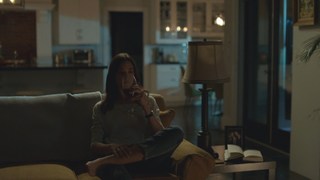 Odette Annable feet photo thumbnail