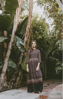 Odette Annable feet photo thumbnail