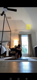 Odette Annable feet photo thumbnail