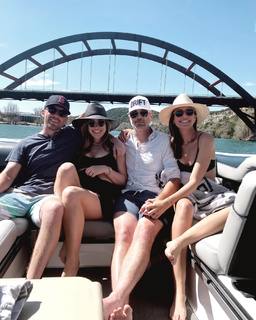 Odette Annable feet photo thumbnail