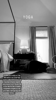 Odette Annable feet photo thumbnail