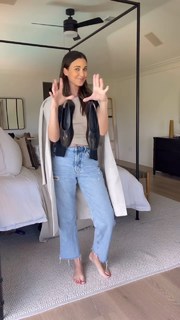 Odette Annable feet photo thumbnail