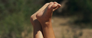 Odette Annable feet photo thumbnail