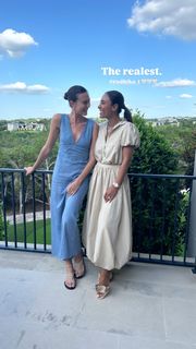 Odette Annable feet photo thumbnail