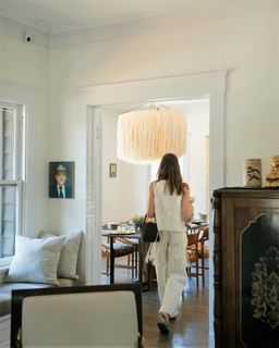 Odette Annable feet photo thumbnail