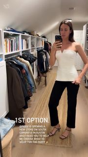 Odette Annable feet photo 9
