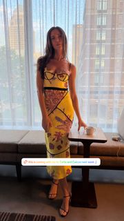 Odette Annable feet photo 2
