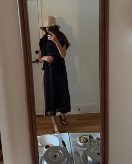Odette Annable feet photo 2