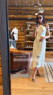 Odette Annable feet photo 16