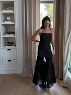 Odette Annable feet photo 2