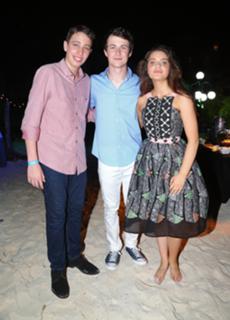 Odeya Rush feet photo thumbnail