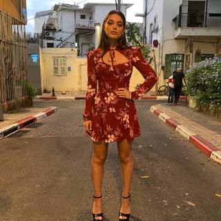 Odeya Rush feet photo thumbnail
