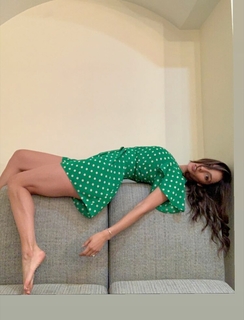 Oka Giner feet photo 16