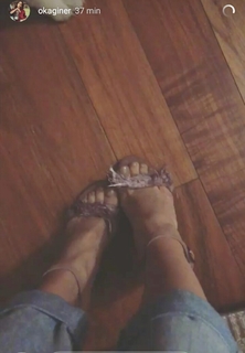 Oka Giner feet photo 12