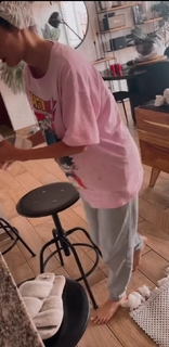 Oka Giner feet photo 13
