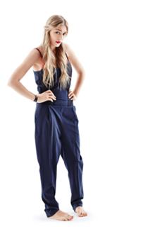 Oksana Akinshina feet photo thumbnail