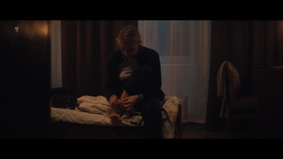 Oksana Akinshina feet photo thumbnail