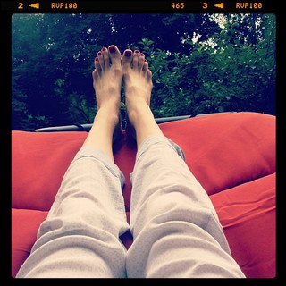 Oksana Akinshina feet photo thumbnail