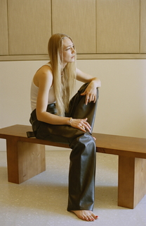 Oksana Akinshina feet photo thumbnail