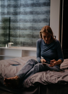 Oksana Akinshina feet photo thumbnail