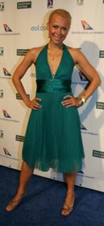 Oksana Baiul feet photo 15
